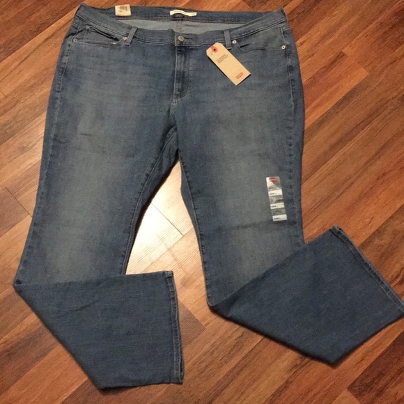 Levi's Denim - Levi's Classic Bootcut Jeans